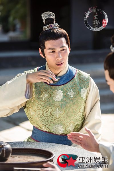 比王思聪还要国民老公&nbsp;《十里桃花后传》庞雨浓富十九代大揭秘