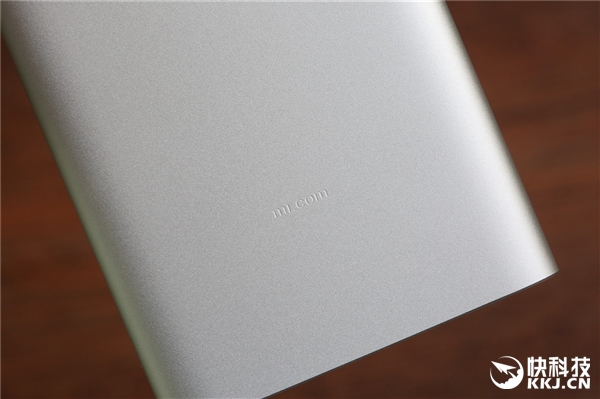 49元!小米新款5000mAh移动电源2开箱图赏