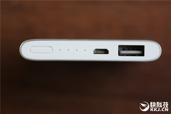 49元!小米新款5000mAh移动电源2开箱图赏