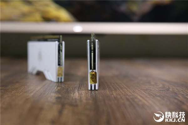 3600MHz！影驰名人堂EXTREME内存开箱图赏：纯白信仰