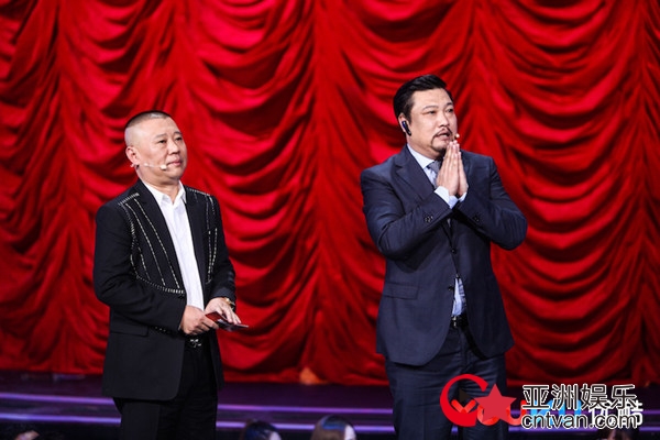 贾冰搭档“贾玲”夺冠 《欢乐喜剧人4》再掀收视热潮