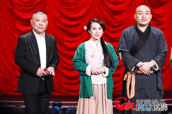 贾冰搭档“贾玲”夺冠 《欢乐喜剧人4》再掀收视热潮