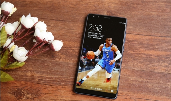 90.36%屏占比!努比亚Z17S 8+128GB降至3699元