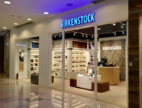 专访蔡文昕 | 解开DR. MARTENS、STANCE等潮牌的中国代理权之谜