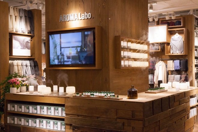 另眼看服装|开店、关店、IPO... 他们能否靠这些逆袭?