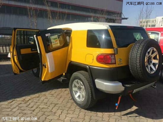 17款丰田FJ酷路泽4.0自动4驱中东版体验