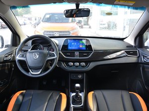 宝骏310市场新行情 现售价3.68万元起