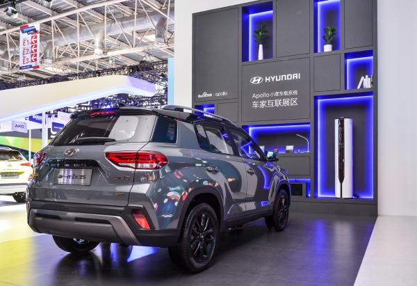 北京现代携全新阵容亮相车展 高性能轿跑LAFESTA全球首发