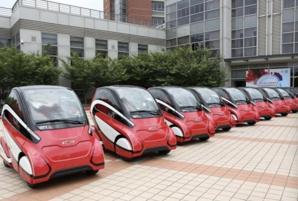 目标智能出行服务商:福特双腿并行,通用豪掷千金