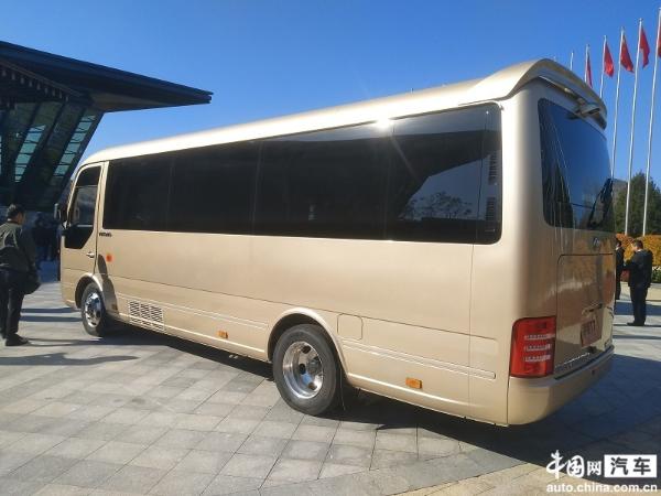 宇通T7新车型上市 配3.5T+10AT/售48.58-78.58万元