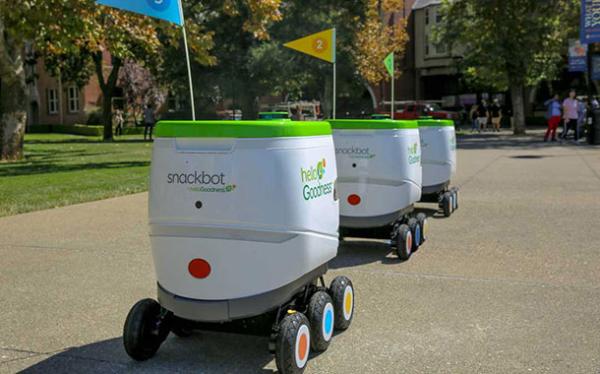 百事可乐在美国大学推自动驾驶零食车 配送乐事薯片、星巴克冷萃咖啡等