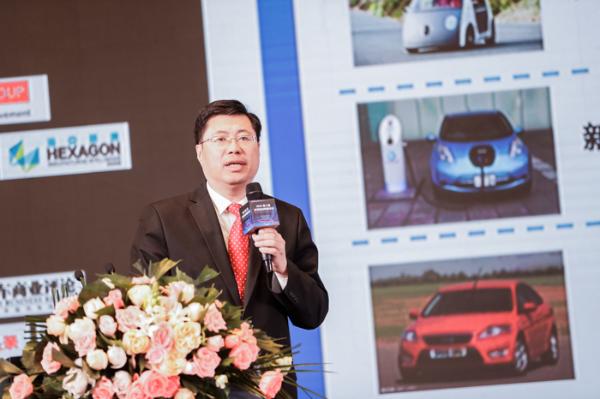 清华大学汽车工程系主任杨殿阁：智能汽车与自动驾驶地图