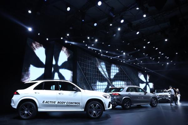 梅赛德斯-奔驰携三款全新重磅车型开启SUV之年