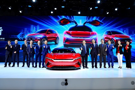 迈入强大中国车时代 比亚迪上海车展携庞大阵容矩阵式“向新而行”