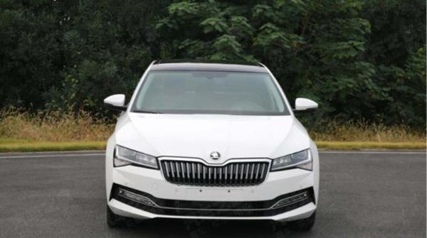 新款斯柯达速派预告图发布 预计年内国产上市