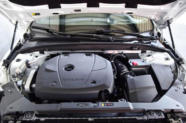 沃尔沃全新V60正式上市 售33.99-43.99万元 搭两种动力