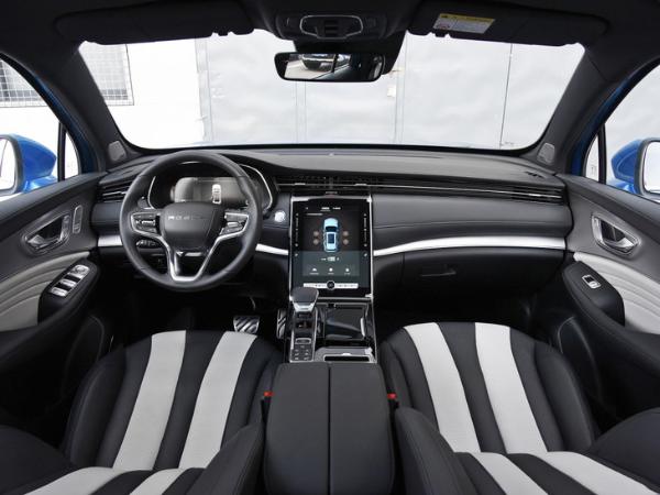 荣威RX5 MAX预售14.98-17.98万元 共5款车型 三种动力