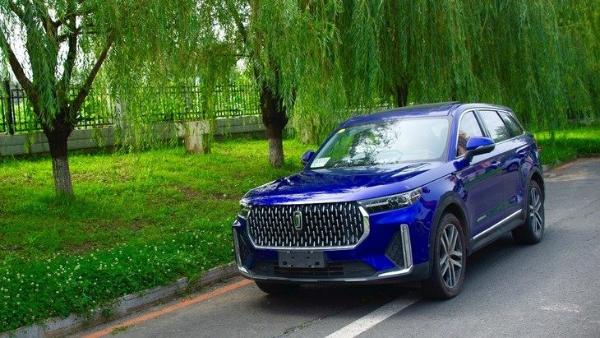 一汽奔腾T99将9月19日下线 10月17日正式上市 或搭2.0T动力