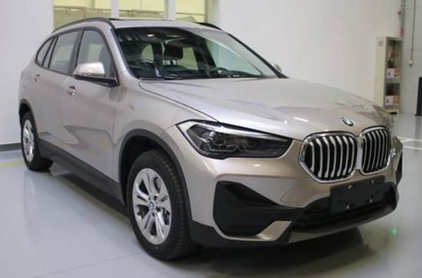 大鼻孔上身 后排空间变态大 新款宝马X1 PHEV申报图