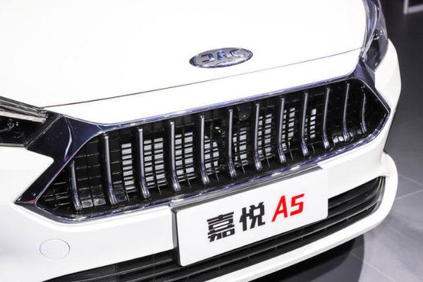 江淮嘉悦A5本月底开启预售 将11月上市 搭1.5T发动机