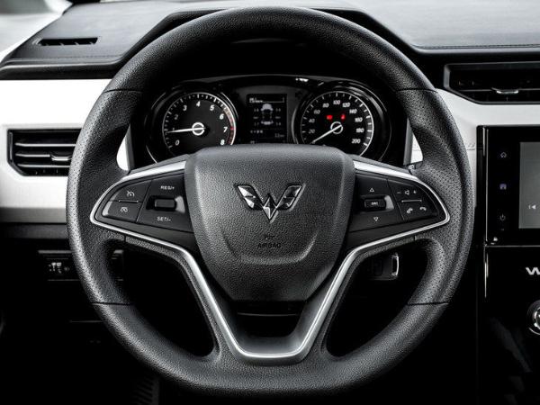 五菱宏光PLUS将10月16日上市 采用7座布局 搭1.5T动力