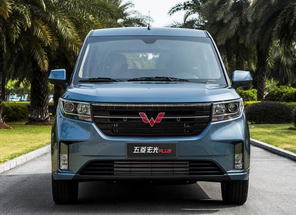 五菱宏光PLUS将10月16日上市 采用7座布局 搭1.5T动力