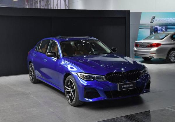 2019广州车展 全新宝马3系330i/Li车型售37.99万元起