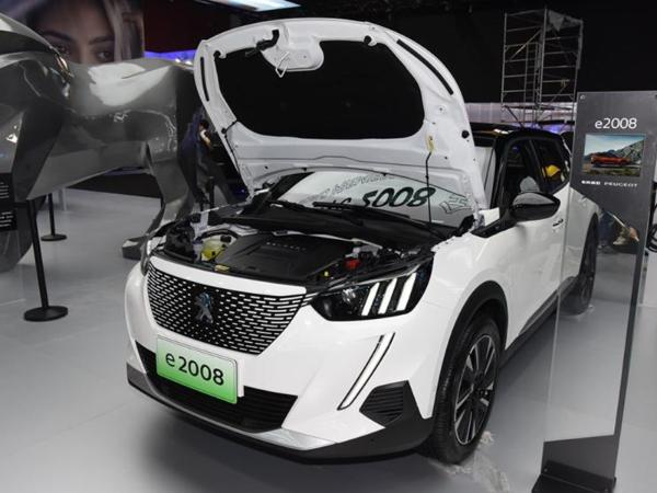全新标致纯电动车型e-2008广州车展首发 续航里程为430km