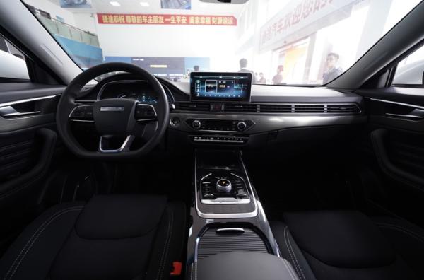 补贴后售14.98万-16.98万元 捷途X70S EV深圳上市