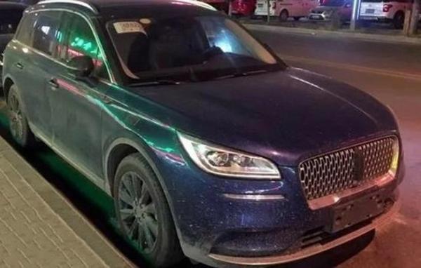 林肯首款国产SUV 现身街头，内饰配超大屏幕/2020年上市