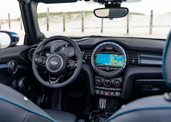 MINI SIDEWALK特别版敞篷车型官图 2020年3月全球发售