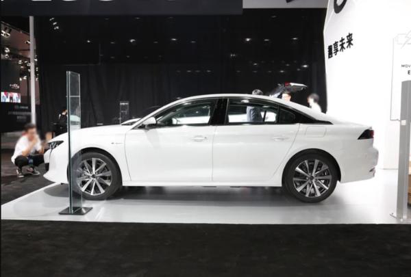 东风标致508L PHEV有望5月20日正式上市 百公里油耗仅1.6L