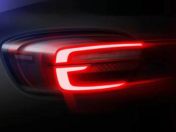 零跑T03内饰官图发布 造型简约、时尚 今年4月陆续交付