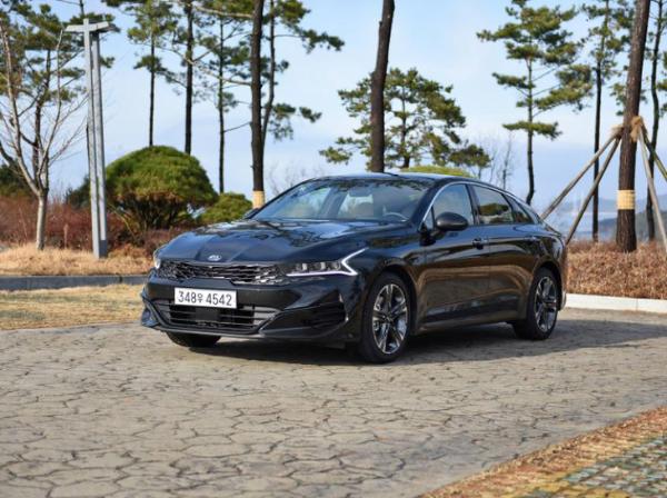 起亚K3纯电版/全新一代K5北京车展亮相 将于9月上市