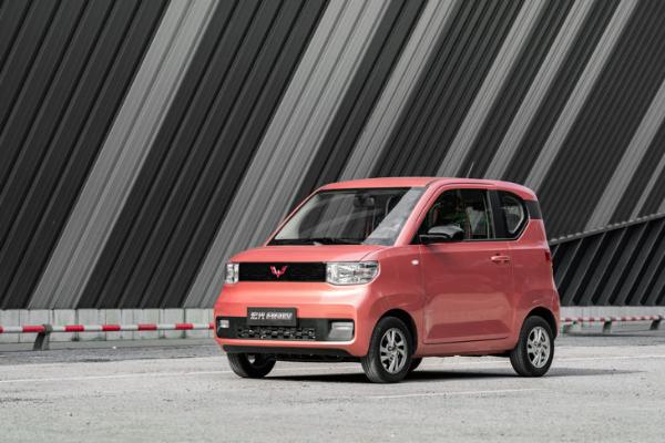 宏光MINI EV预售成绩公布 累计订单超6000辆