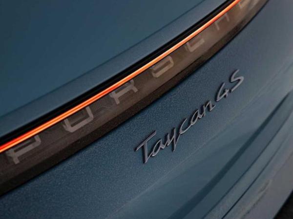 保时捷Taycan将增入门版车型 6月底上市