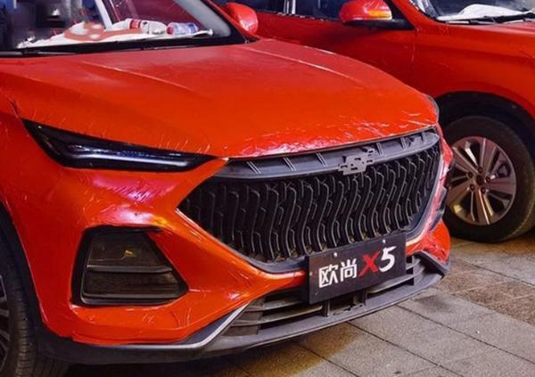 长安欧尚X5实车亮相 预计8万起售 有望11月正式上市