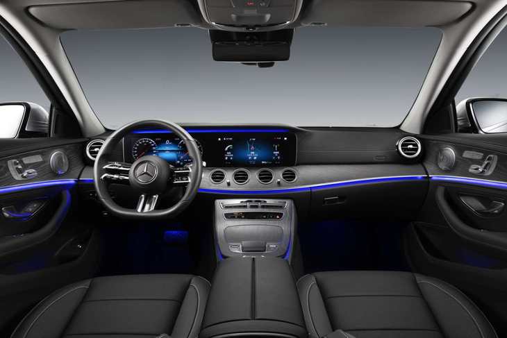 新款奔驰E级正式上市 售43.08-64.28万元