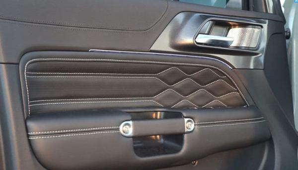 坦克300内饰官图曝光 豪华感不输奔驰大G