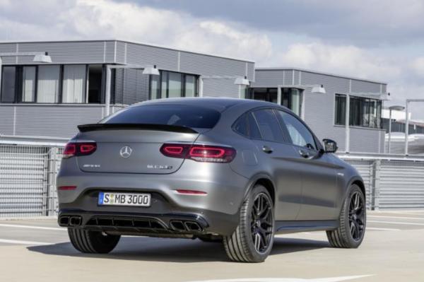 奔驰新款AMG GLC 63系列车型正式上市 96.58万起售