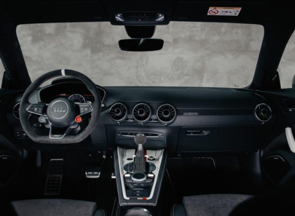 采用专属涂装 奥迪TT RS特别版官图发布