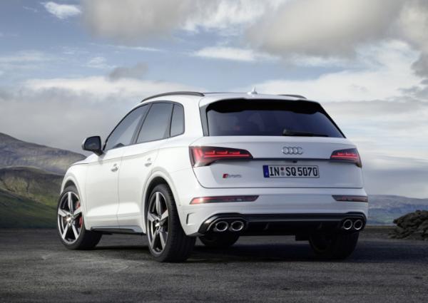 性能中型SUV 奥迪SQ5 TDI官图发布