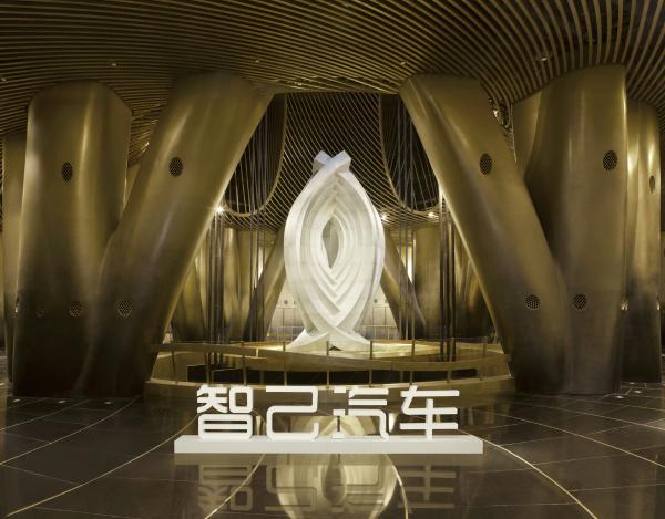 后来者居上，智己汽车并未“迟到”