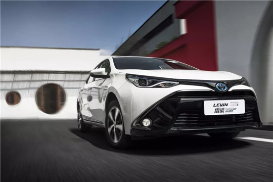 上绿牌、零焦虑，雷凌双擎E+解决用车痛点