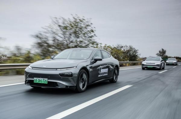 高精地图加持/物体识别能力极强，体验小鹏汽车NGP自动导航辅助驾驶