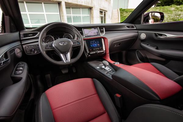 英菲尼迪轿跑SUV QX55海外上市 约30万元起售