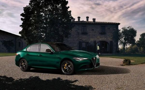 阿尔法·罗密欧Giulia绿色限量版 售价约37万元