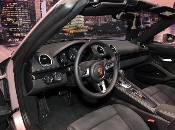 2021上海车展：保时捷718 Spyder正式上市 售73.8万元