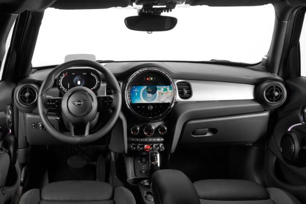 新款MINI COOPER SE正式发布 纯电续航177km 零百加速6.9s