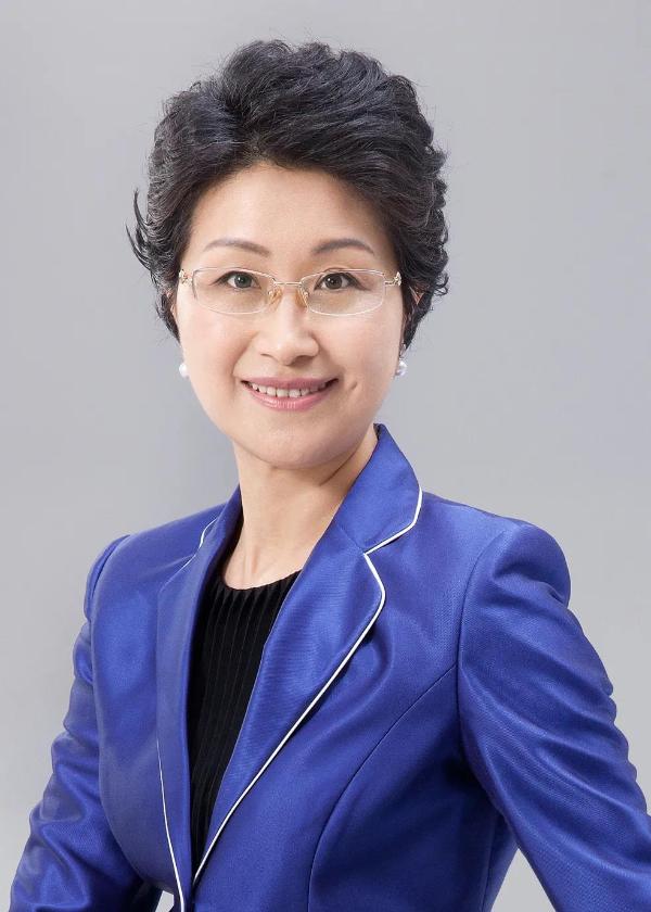 杨美虹加盟福特中国 任传播及企业社会责任副总裁